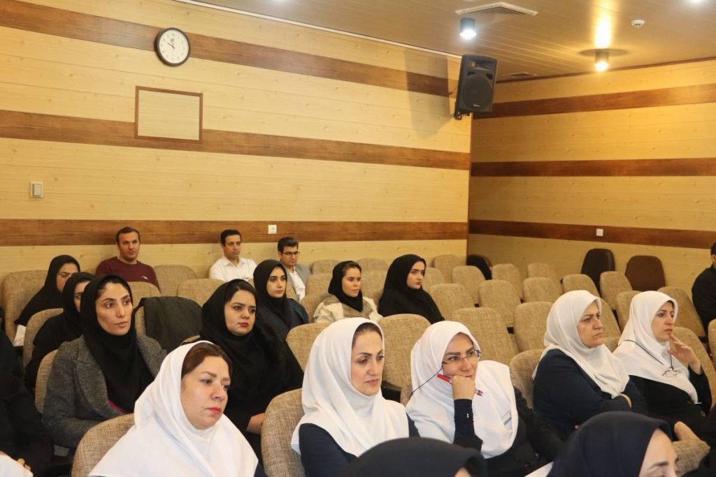 با محوریت آموزش دستگاه‌های مانیتور علائم حیاتی، ساکشن جراحی و الکتروشوک قلبی