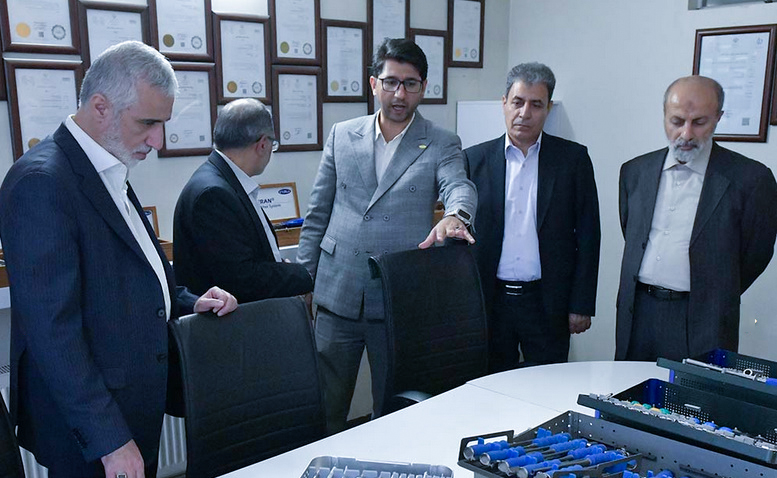 بازدید جناب آقای دکتر پیرصالحی4 -sairanmed